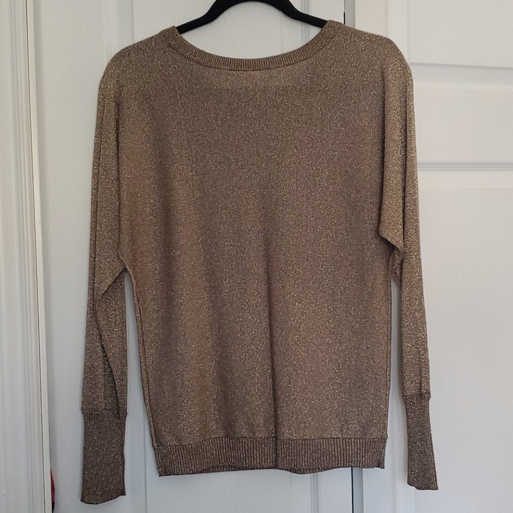 Sparkly top - Picture 6 of 6